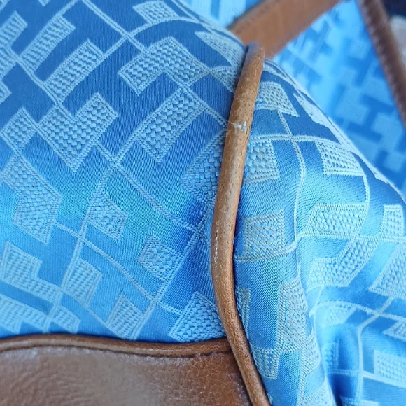 Tommy Hilfiger Blue and Brown Tote Bag - Picture 4 of 16